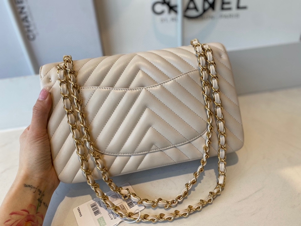 シャネルバッグレプリカ内部構造